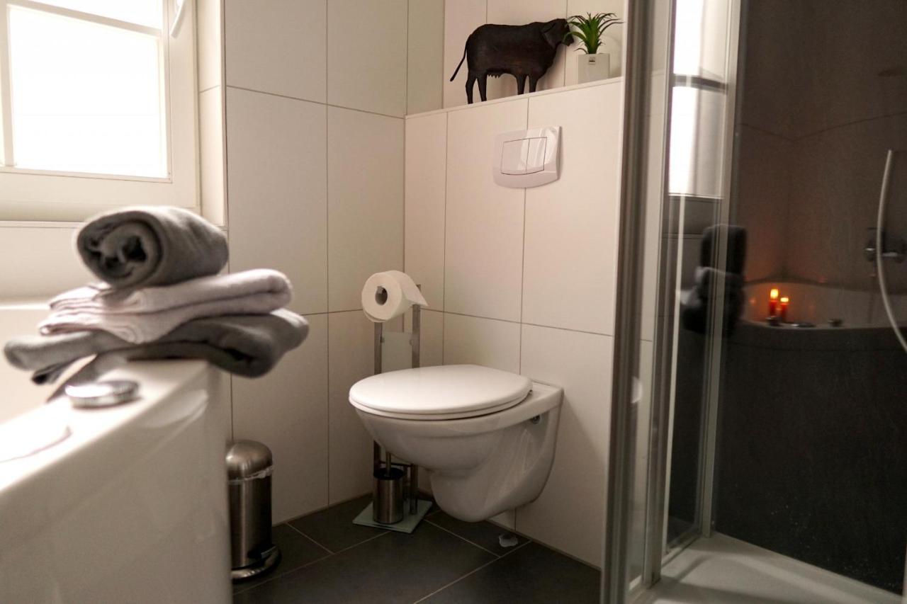 Dat Diekhus Greetsiel Bagian luar foto